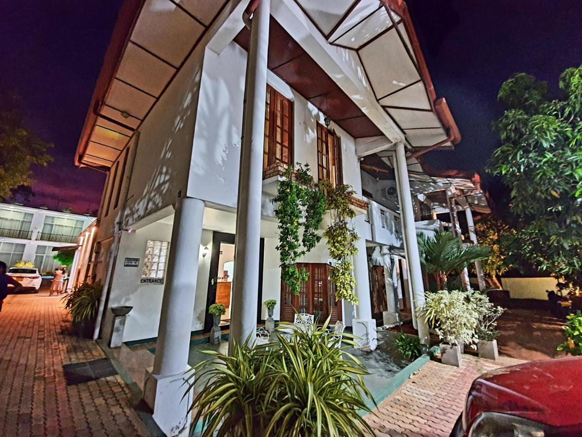Salubrious Resort Anuradhapura Exterior foto